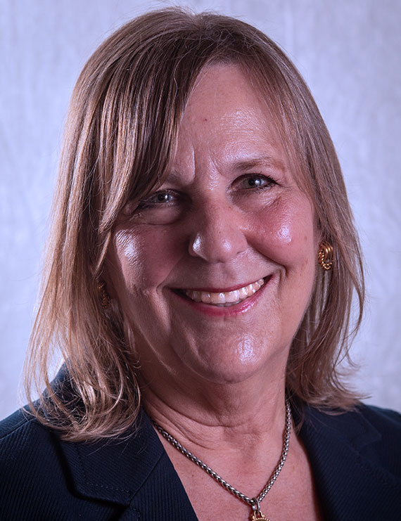 Debbie Treen Headshot
